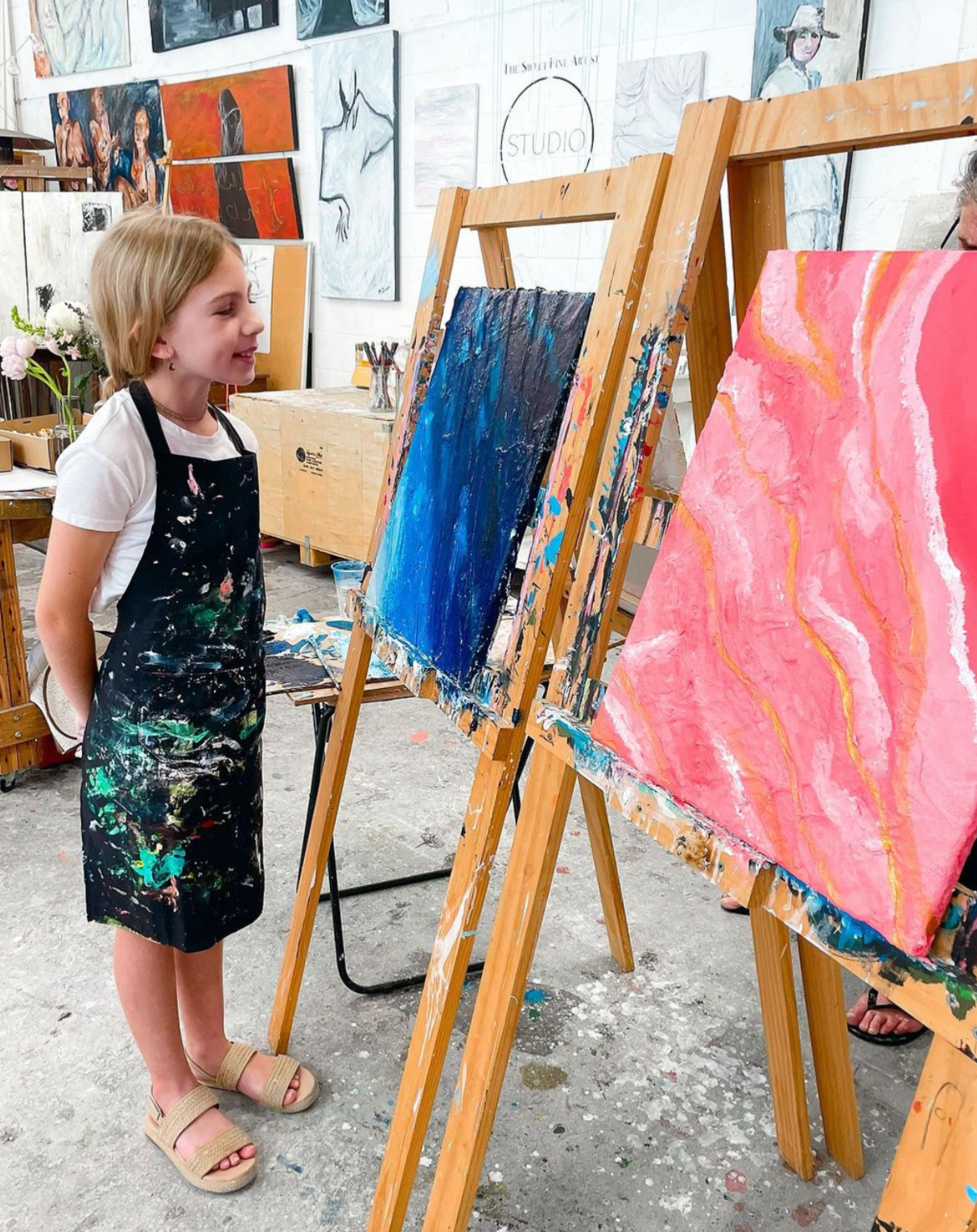 Sip, Texture & Paint